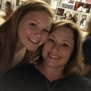 Meet your Posher, Cindy